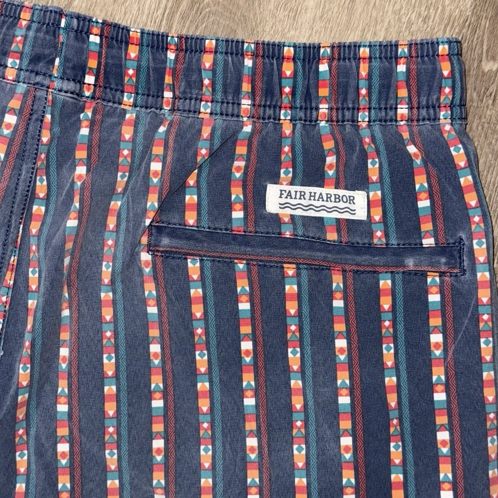 Fair Harbor Bungalow Swim Trunks Lined Men's 2XL Blue Red Aztec Striped 5"